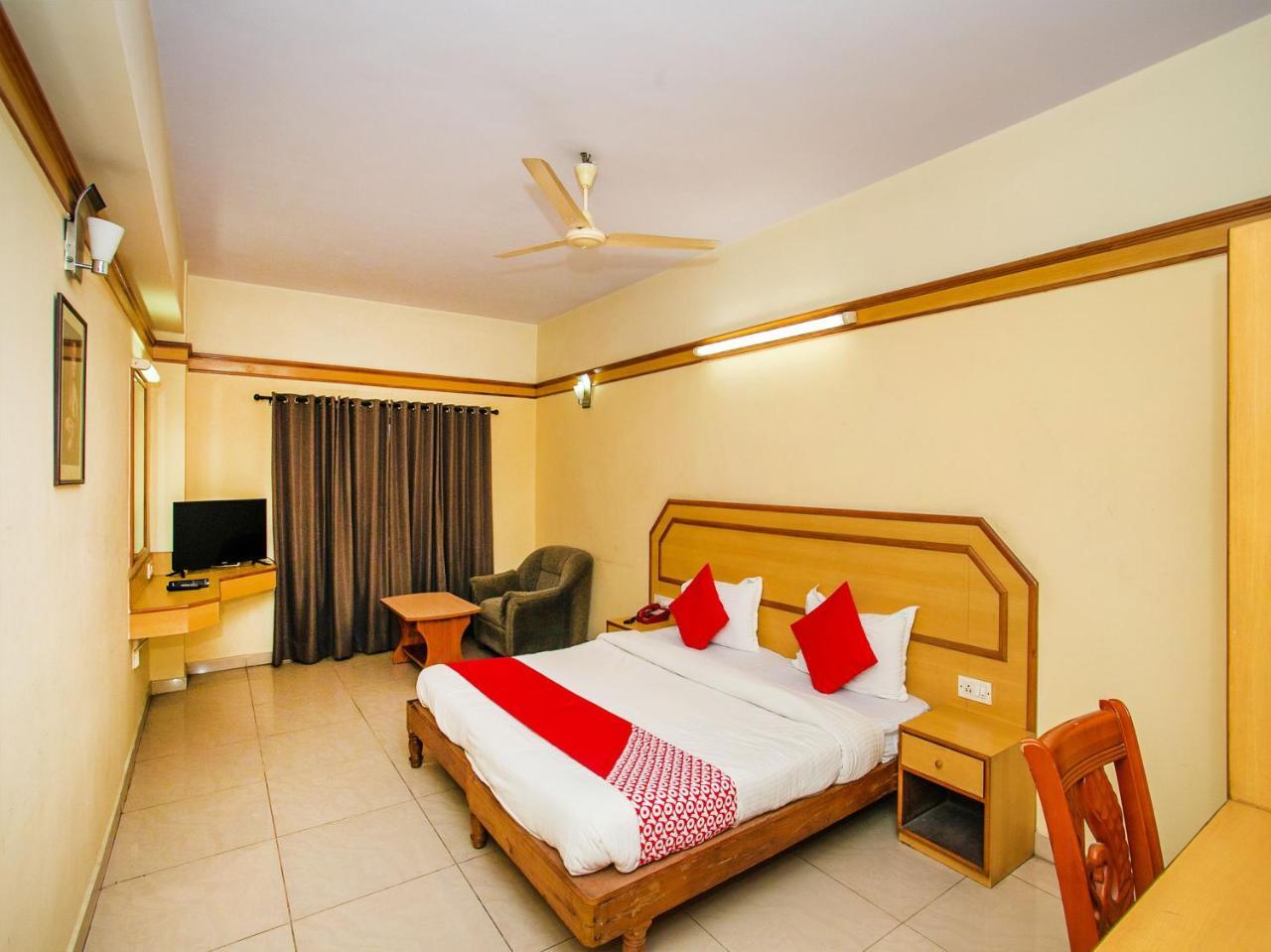 Oyo 649 Hotel Ajantha Trinity Inn Bangalore Exteriör bild